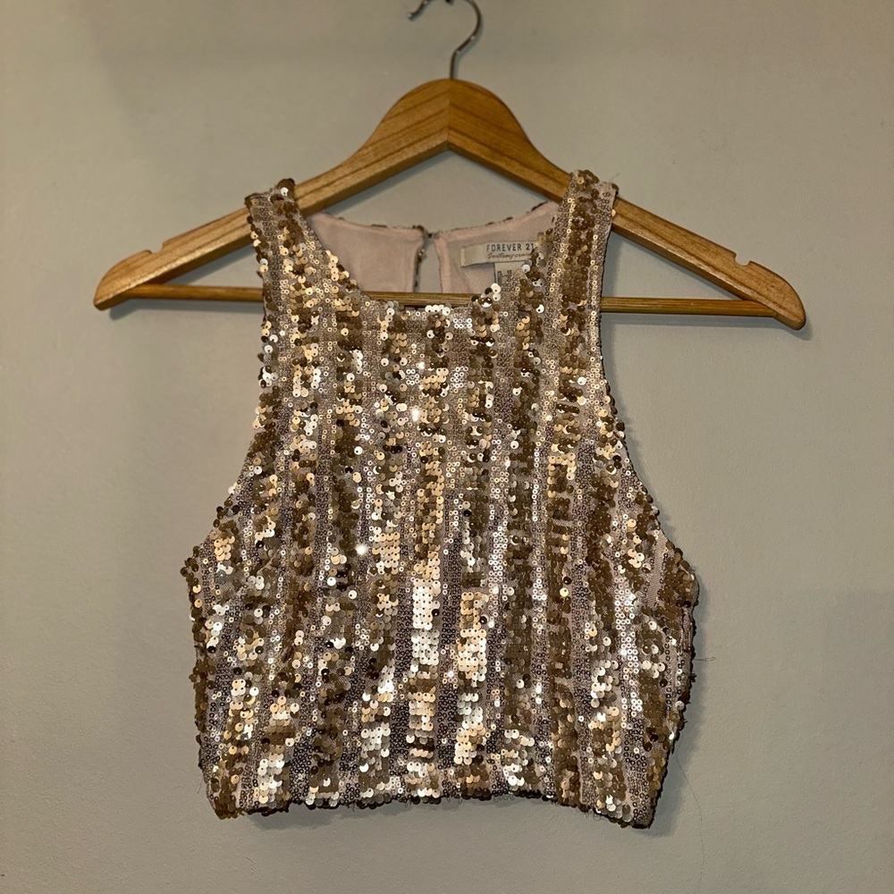 Forever 21 Sequence Crop Top
Size: XS